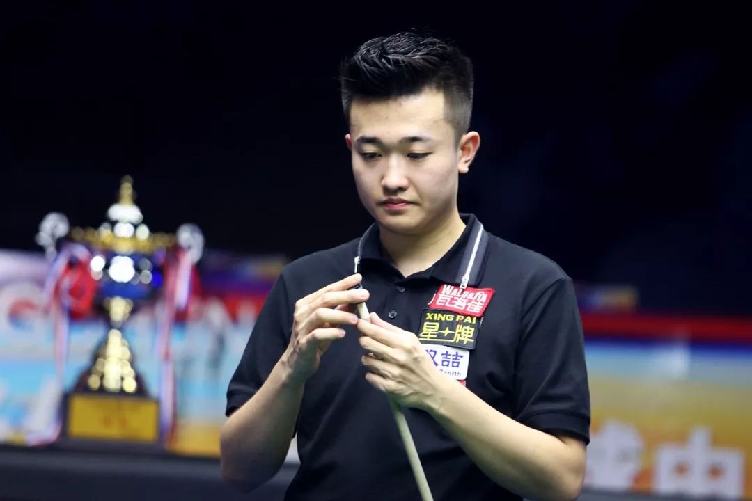 防守反击的 防守反击的