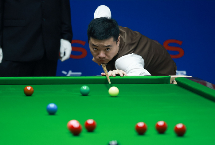 这些前锋虽 这些前锋虽