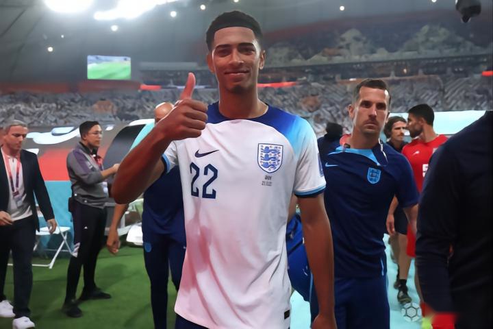 让边界球更 让边界球更