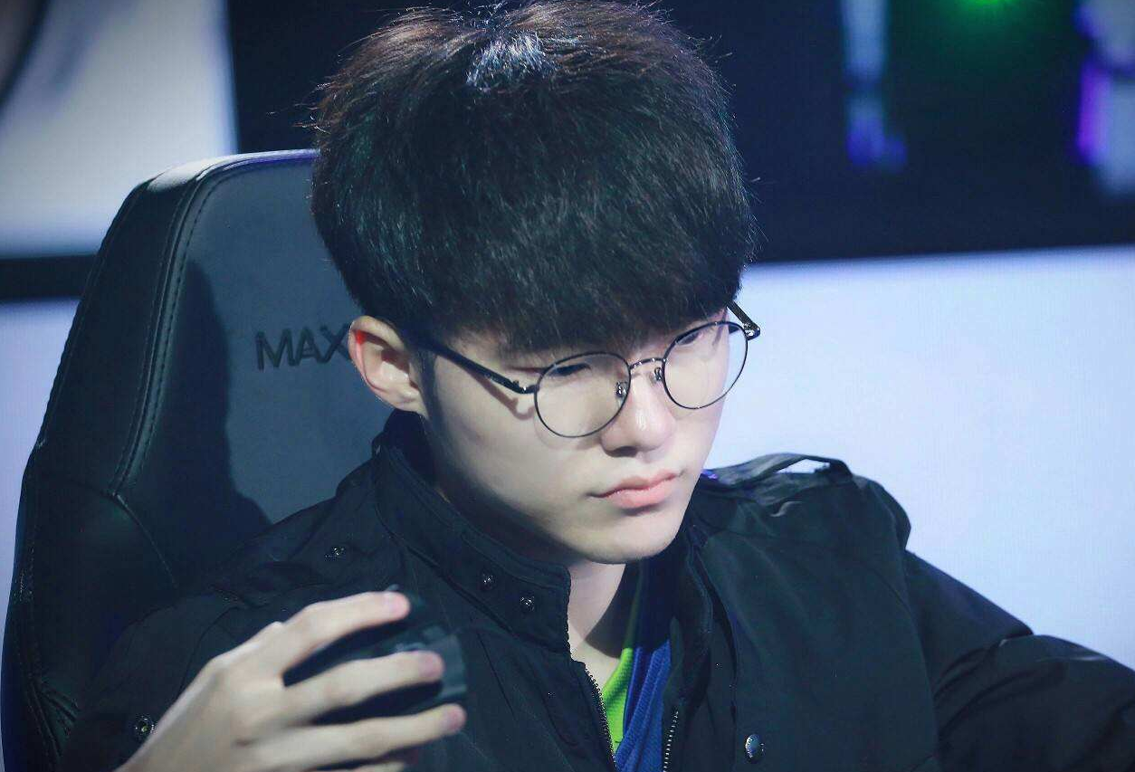 易吞噬溢价